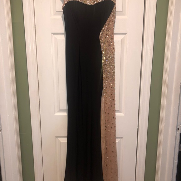 Jovani Evening Gown - Picture 5 of 8